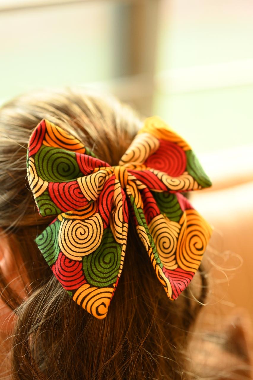 ONO GYR Hair Bow